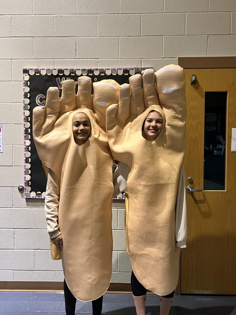 Freshmen Sophia Rodriguez and Leah Creel as feet