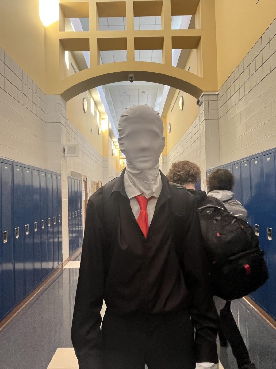 Sophomore Kevin Kasperski dressed as Slenderman