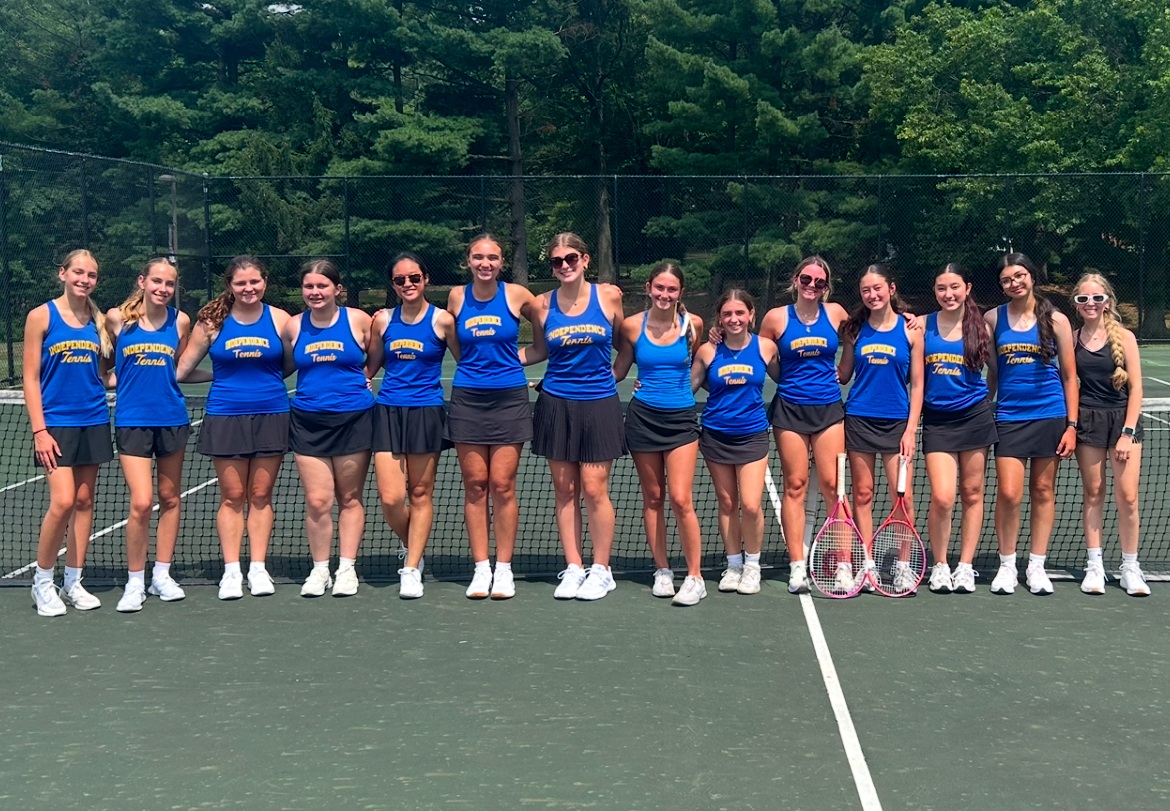IHS Girls Varsity Tennis Team L-R: Ally Wodarczyk, Toni Wodarczyk, Jillian Frazier, Addie Savage, Carmen Chen, Adriana Randjelovic, Maya Toth, Emma Iacianci, Alyssa Carriero, Lauren Dailey, Noelle Kitagawa, Ella Kitagawa, Sehaj Rai, Adyson Miedl. 