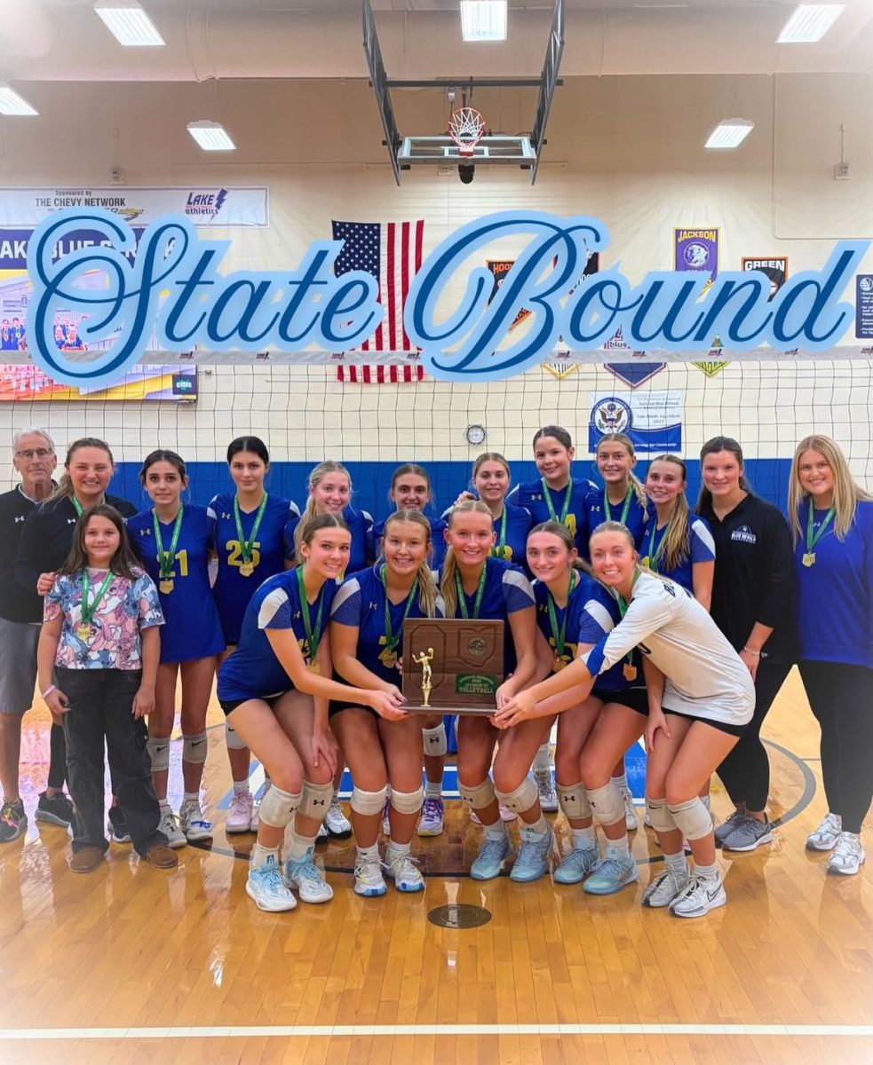 Back: Tony Messina, Grace Smotek, Lily Suvak, Lexi Behm, Peyton Bechlem, Alyssa Gangale, Julia Jurkiewicz, Emily Slusher, Mia Mudra, Genna Gallucci, Katie May, and Gina Kilner
Front: Giada Spisak, Madelyn Mudra, Haley WIlson, Anna Jirmasek, and Sofia Pichert 
Girls team posing with Regional Final trophy after beating Dalton for a trip to the State Semifinals.