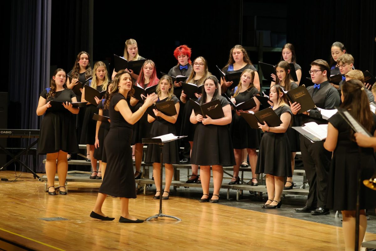 The IHS Vocal Ensemble singing their hearts out during the winter concert.
