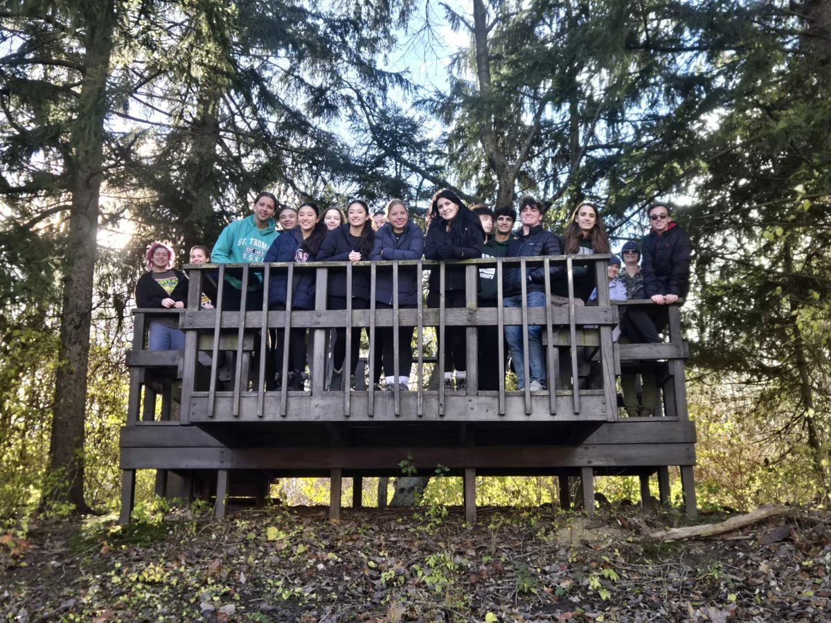 Club members posing on the overlook (L to R): AJ Sipos, Alyssa Hujarski, Emma Bohrer, Adriana Randjelovic, Ella Kitagawa, Lilia Pawuk, Noelle Kitagawa, Jillian Frazier, Katie Ksiazka, Emily Behm, Landon Eichler, Jamie Panichi, Sonny Sears, Tatiana Randjelovic, Samantha Kandzer, Paul Kundmueller, Matthew Liepert