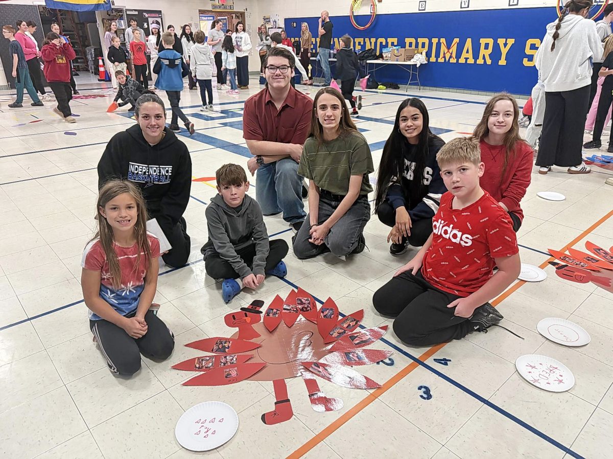 The Red Team was led by Senior Allie Bohrer, Junior Robby Kalman, Senior Tatiana Randjelovic, Junior Melina Rodriguez, and Junior Lilia Pawuk.