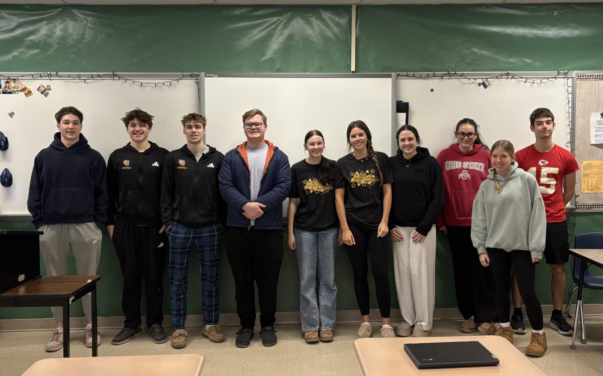 The first period Statistics and Probability students after completing their putting midterm (Sam DiGeronimo, Ryan Mack, Stephen Mlynarczk, Braden Owen, Brooke Vollman, Elyse Grill, Allie Bohrer, Becca Gibson, Katie Ksiazka, Tate McGovern)