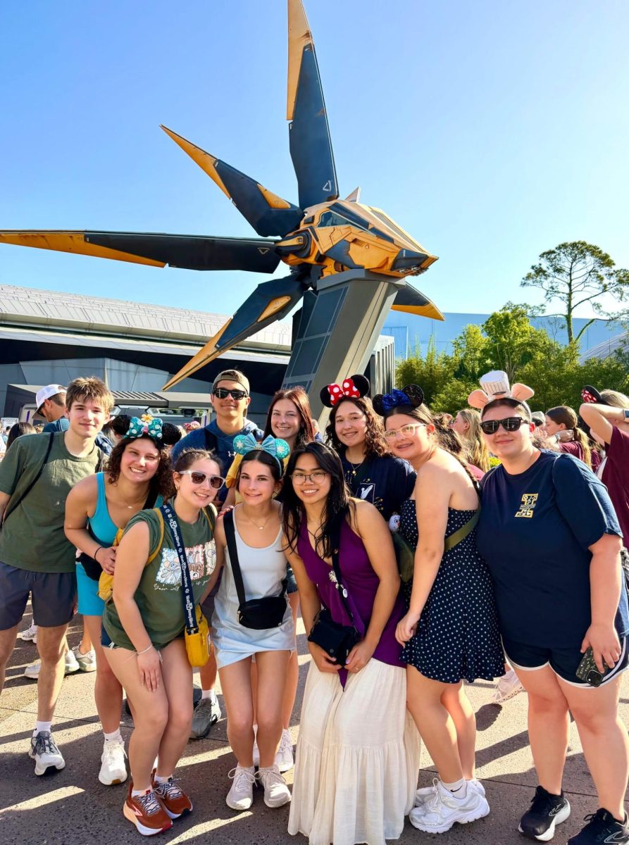 "Guardians of the Galaxy, Cosmic Rewind" riders posing by the Nova Corps Starblaster
(Back row: Thomas Graham, William Stray, Brooke Vollman, Gianna Londrico, Addie Savage, Gracie Mindzora). (Front row: Nora Olexa, Sophie Polter, Olivia Krysiak, Lindsey Lieu).