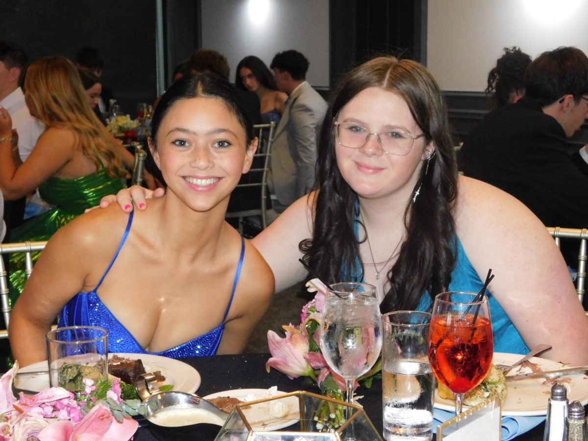 Kayla Newcomer and Keira Pinion point together